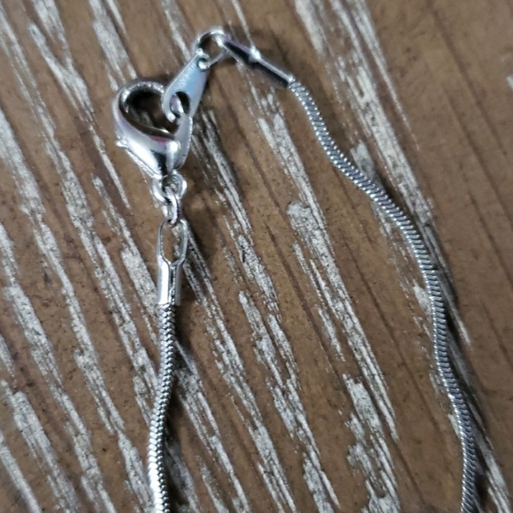 Cross necklace - Picture 3 of 3